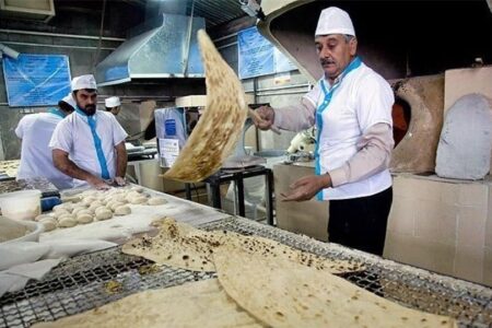 پخت نان در تعطیلات نوروزی در نانوایی‌های اردبیل برقرار است