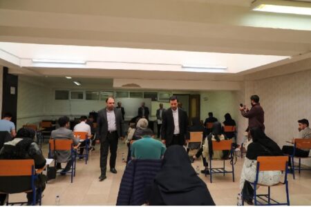 آزمون جامع گردشگری همزمان با سراسر کشور در اردبیل برگزار شد