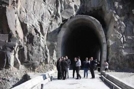 ریل‌گذاری راه‌آهن اردبیل – میانه از هر ۲ طرف در حال انجام است