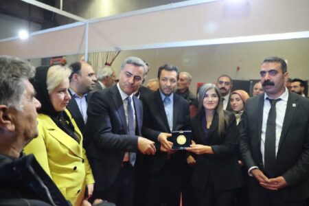 معرفی ظرفیت‌ها و ایجاد تعامل از اهداف حضور در نمایشگاه بین‌المللی گردشگری وان است