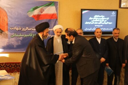 ساماندهی وانت‌بارهای میوه‌فروشِ شهرِ اردبیل، از اقدامات بی‌نظیر در سطح کشور بود