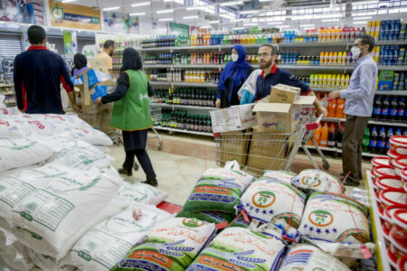 اهتمام کامل دستگاه‌های تأمین، توزیع و نظارت بر قیمت کالاهای رمضانی و نوروزی ضروری است