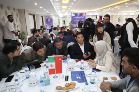 نشست مشترک هیأت‌های اقتصادی و تجاری استان چینگ‌های چین و استان اردبیل
