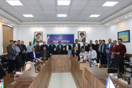 علم نوری از سوی خداوند و معلمی از صفات باری‌تعالی است