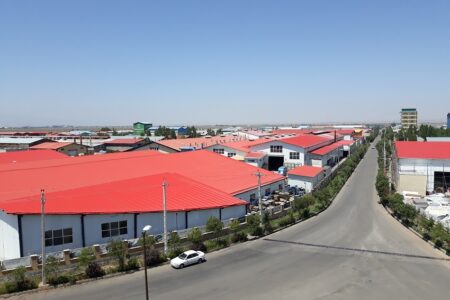 پایان عملیات زیرسازی و آسفالت جاده دسترسی شهرک صنعتی2 اردبیل