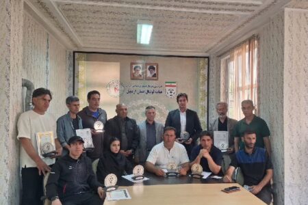 تجلیل از مربیان برتر فوتبال وفوتسال استان اردبیل