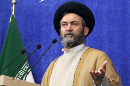 امام جمعه اردبیل: نتانیاهو درهای جهنم را به روی خود باز کرد