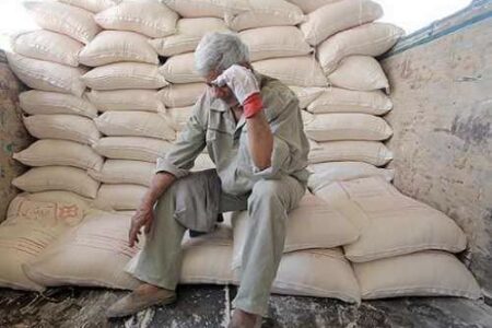 قطع موقت سهمیه آرد  ۶ واحد نانوایی متخلف در اردبیل