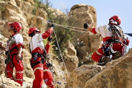 انتقال پیکر مرد 46 ساله در اثر ایست قلبی در ارتفاعات سبلان