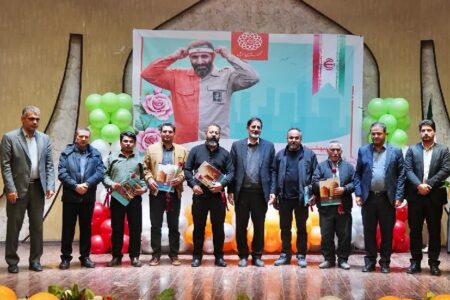 آیین تجلیل از کارگران نمونه مدیریت شهری اردبیل برگزار شد.