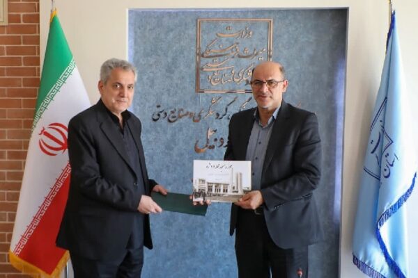 مجوز مجموعه‌داری مسجد محله عالی‌قاپو اردبیل اعطا شد