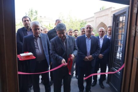 نمایشگاه قاب توسعه در نگارخانه خطایی گشایش یافت